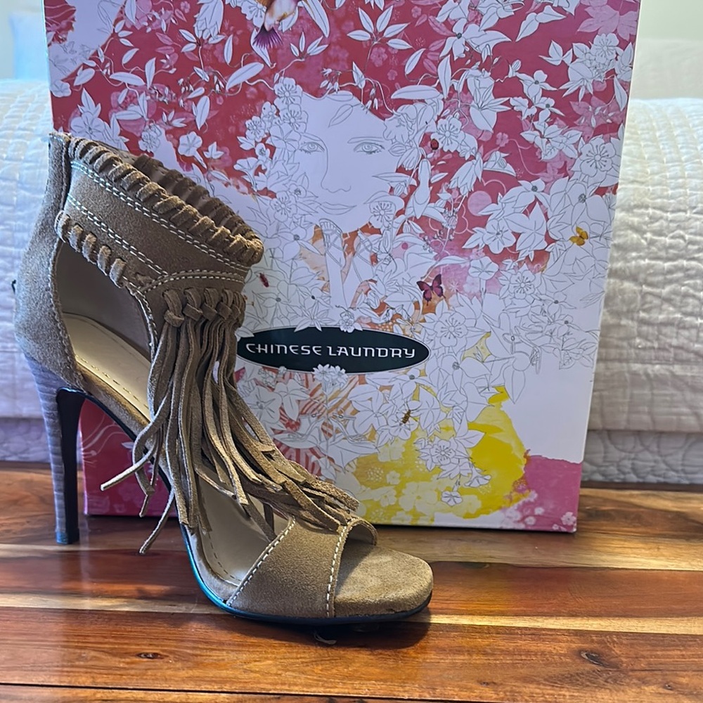 Chinese Laundry Tan Fringe Women's Heels